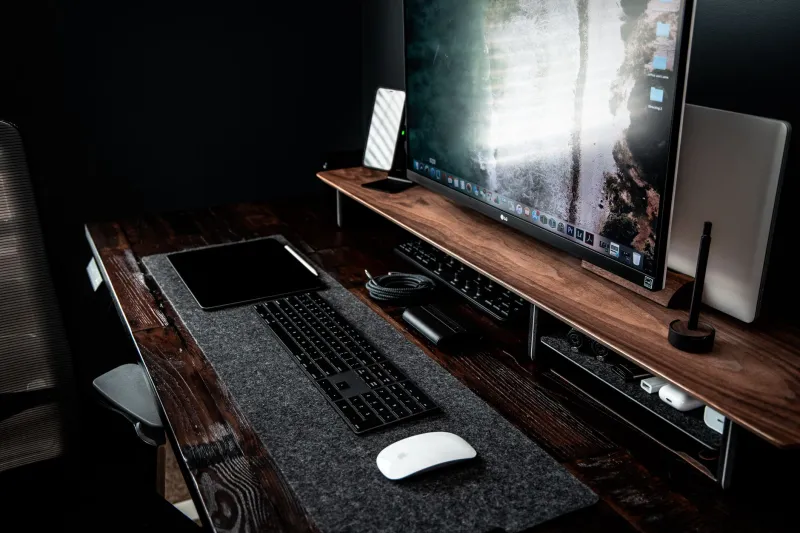 Plug In, Power Up — Or Not: The Honest Truth About Docking Your Pocket PC in 2025
