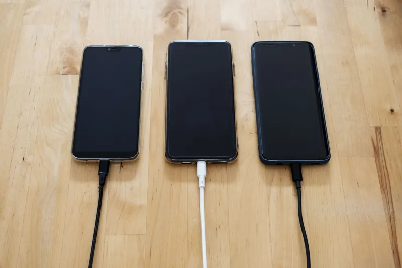 Stop Believing the Box: A No-Nonsense Guide to Figuring Out Your Device's Real Battery Life